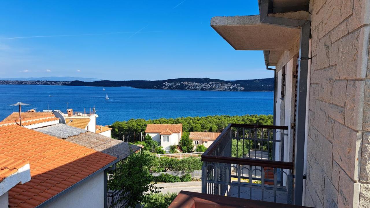 Apartment With Splendid Sea View โตรกีร์ ภายนอก รูปภาพ