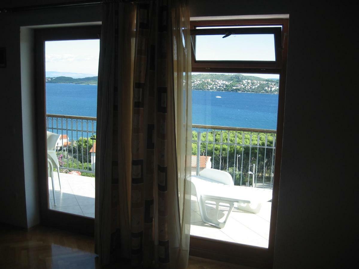 Apartment With Splendid Sea View โตรกีร์ ภายนอก รูปภาพ