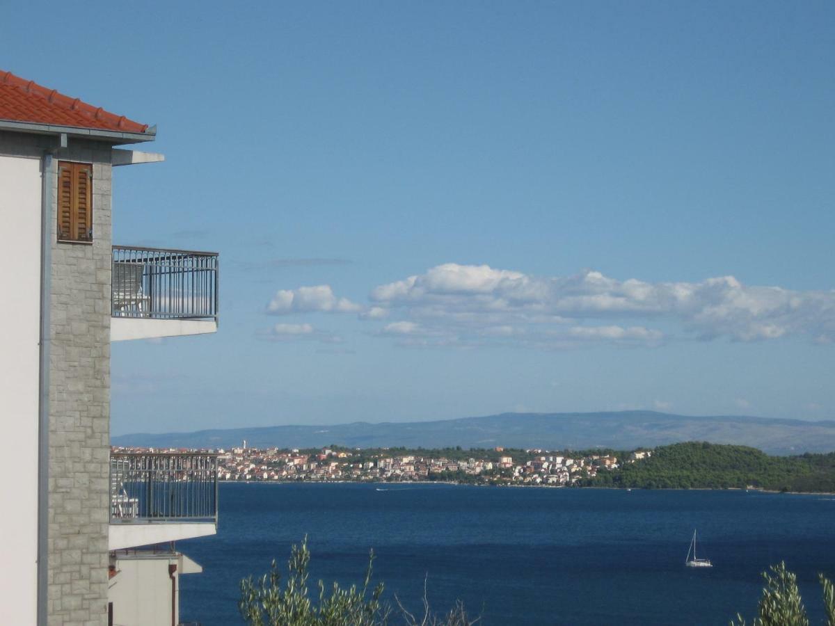 Apartment With Splendid Sea View โตรกีร์ ภายนอก รูปภาพ