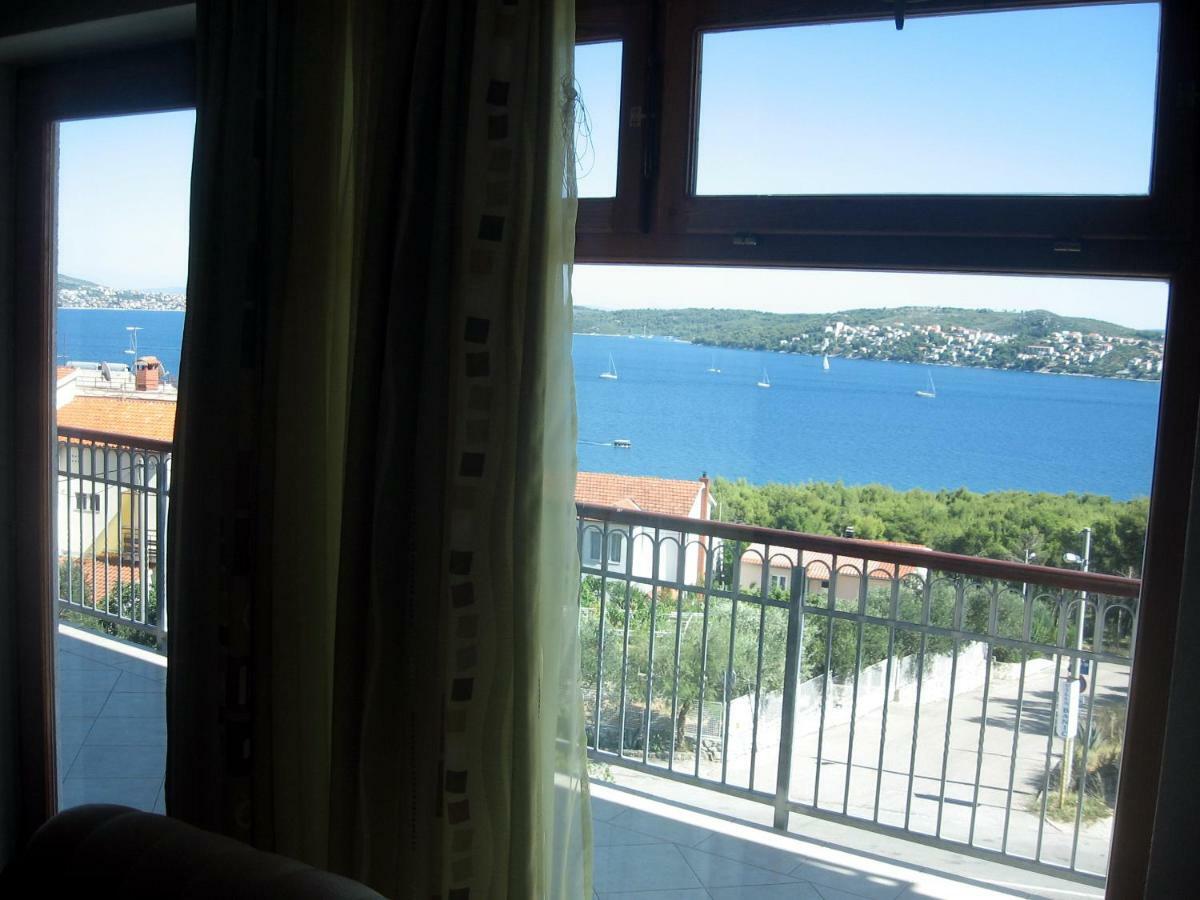 Apartment With Splendid Sea View โตรกีร์ ภายนอก รูปภาพ